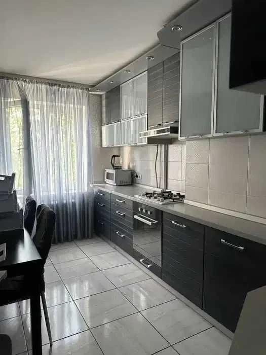Продам 3к квартиру ж/м Левобережный