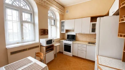 Продаж будинку Поділ 3 поверхи 203м2 6 кімнат  №17102