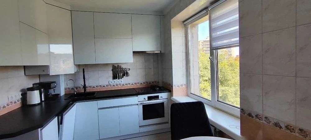 Продаж 2-х кімнатної квартири