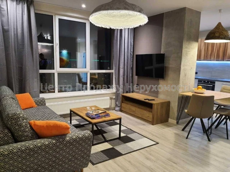 Продаж 1-кімн. квартири, 52 м², 18/25 эт, ЖК «Адамант», Київ
