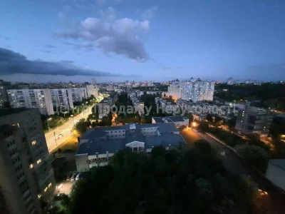 Продаж 1-кімн. квартири, 52 м², 18/25 эт, ЖК «Адамант», Київ