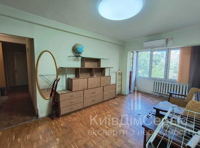 Продам 2кімнатну квартиру Героїв Полку Азов 36 метро Оболонь