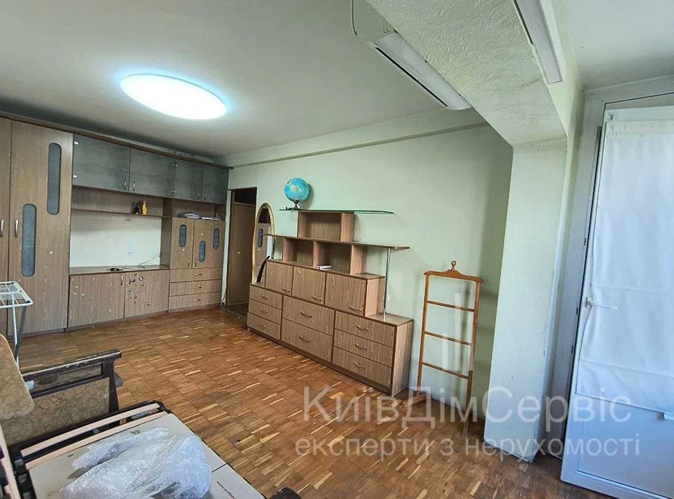 Продам 2кімнатну квартиру Героїв Полку Азов 36 метро Оболонь