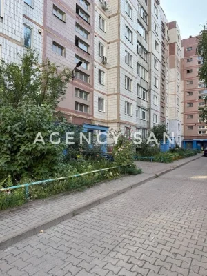 Продаем 2-х в самом начале Г.Крут