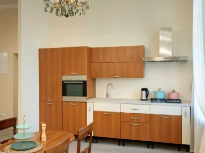 Apartment. Kyiv, Symona Petliura St. (Comintern)