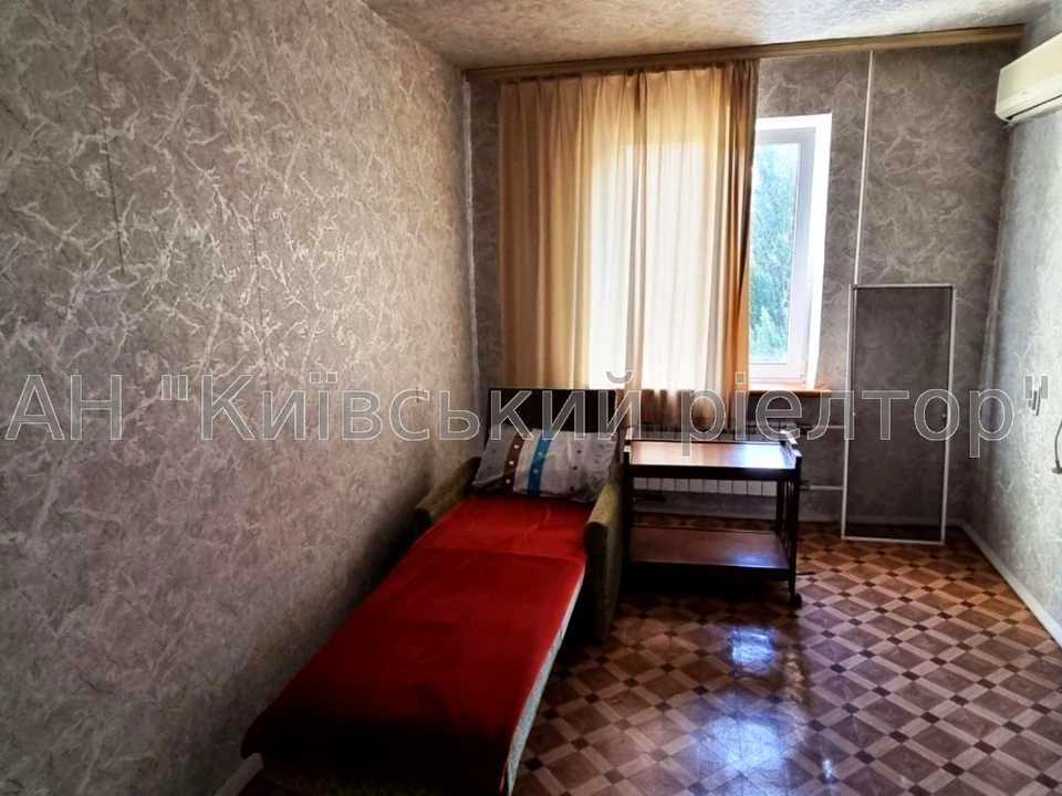 Квартира. Київ, Дніпровська набережна вул.