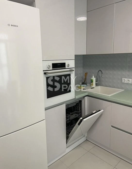 Євро 2к 45м в ЖК Каравай Тауер Karaway Tower Ушинського Соло