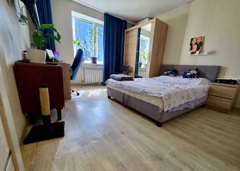 Продам 2 квартиру пр. Поля / Кирова /Минина  55м2