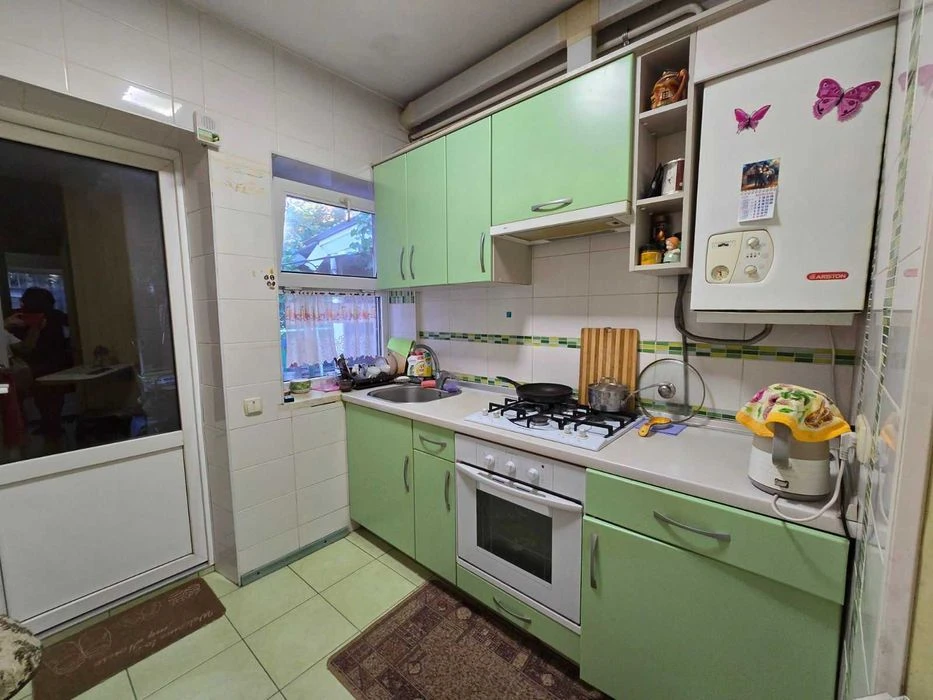 Продам 3-х кімн квартиру на землі в Приморському районі
