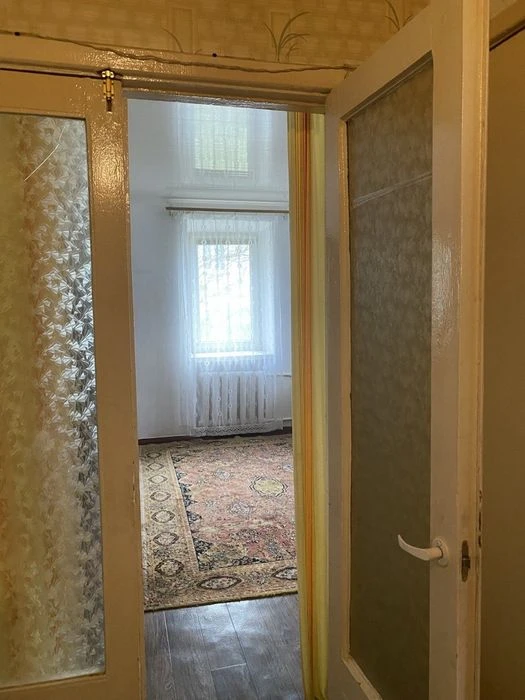 Срочная продажа 1ком кв в Космичном р-н ул.Опытная