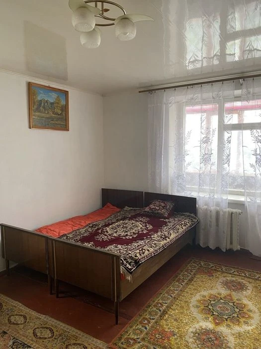 Срочная продажа 1ком кв в Космичном р-н ул.Опытная