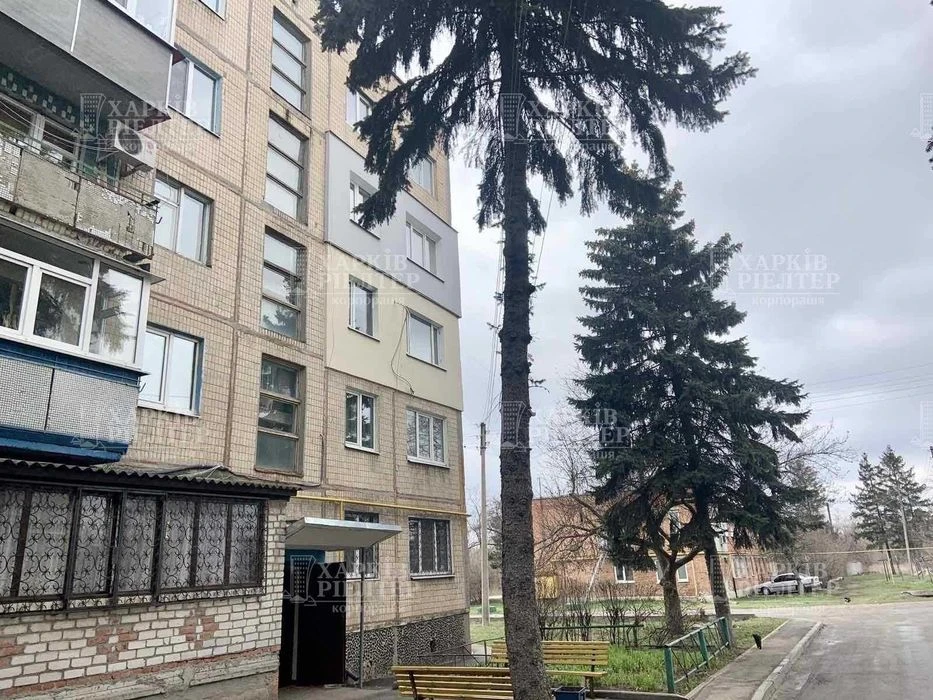 LN D2 Продаж 3-кімнатної квартири на Роганському житловому м