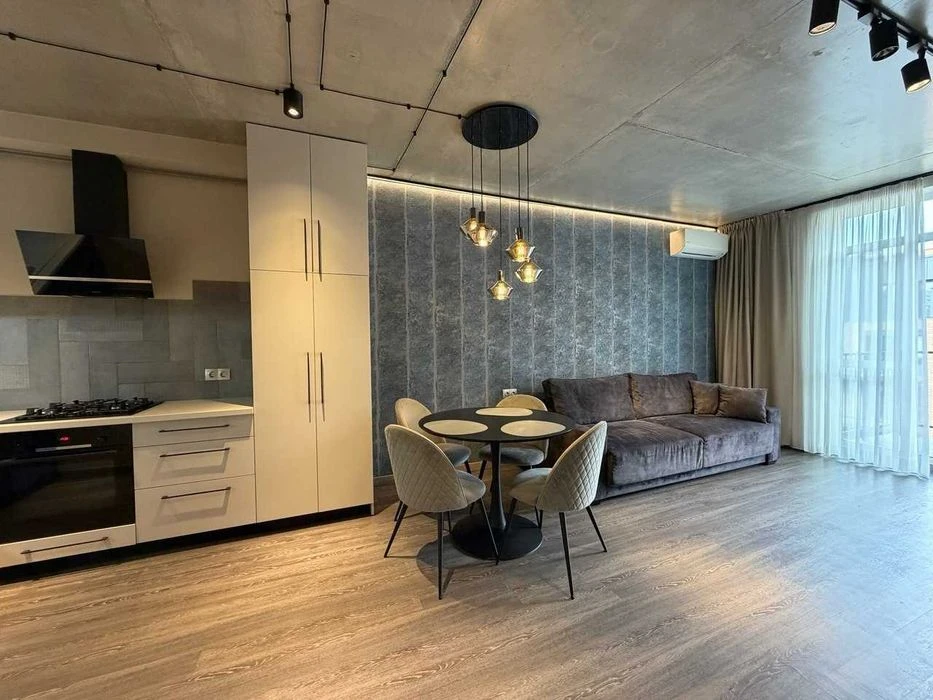 продаж 1к квартири Avalon, Чорновола, центр