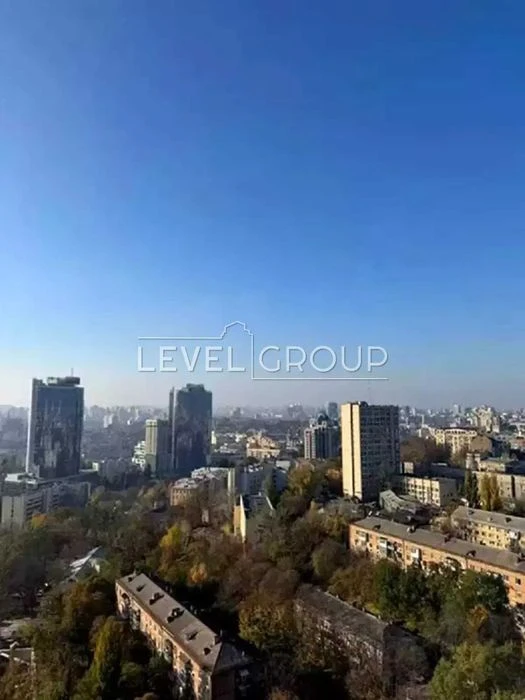 3-кімнатна квартира в ЖК Преміум класу в діловому центрі сто