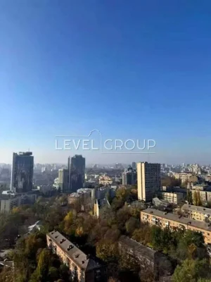 3-кімнатна квартира в ЖК Преміум класу в діловому центрі сто