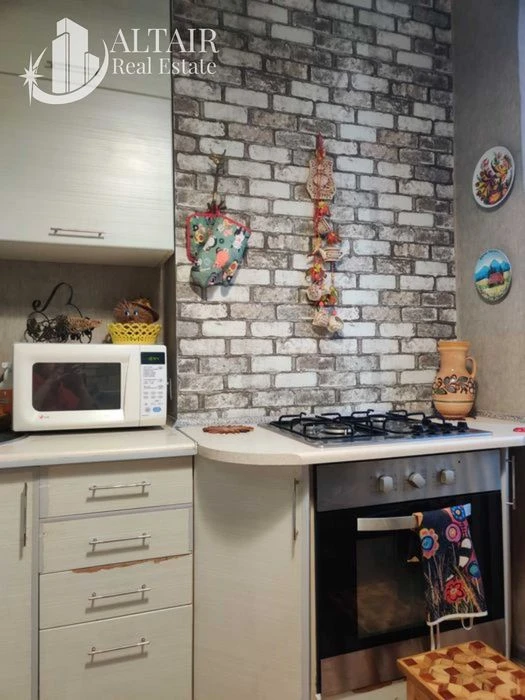 Pavlovo Pole! Two-room apartment for sale on Klochkovskaya Street, B