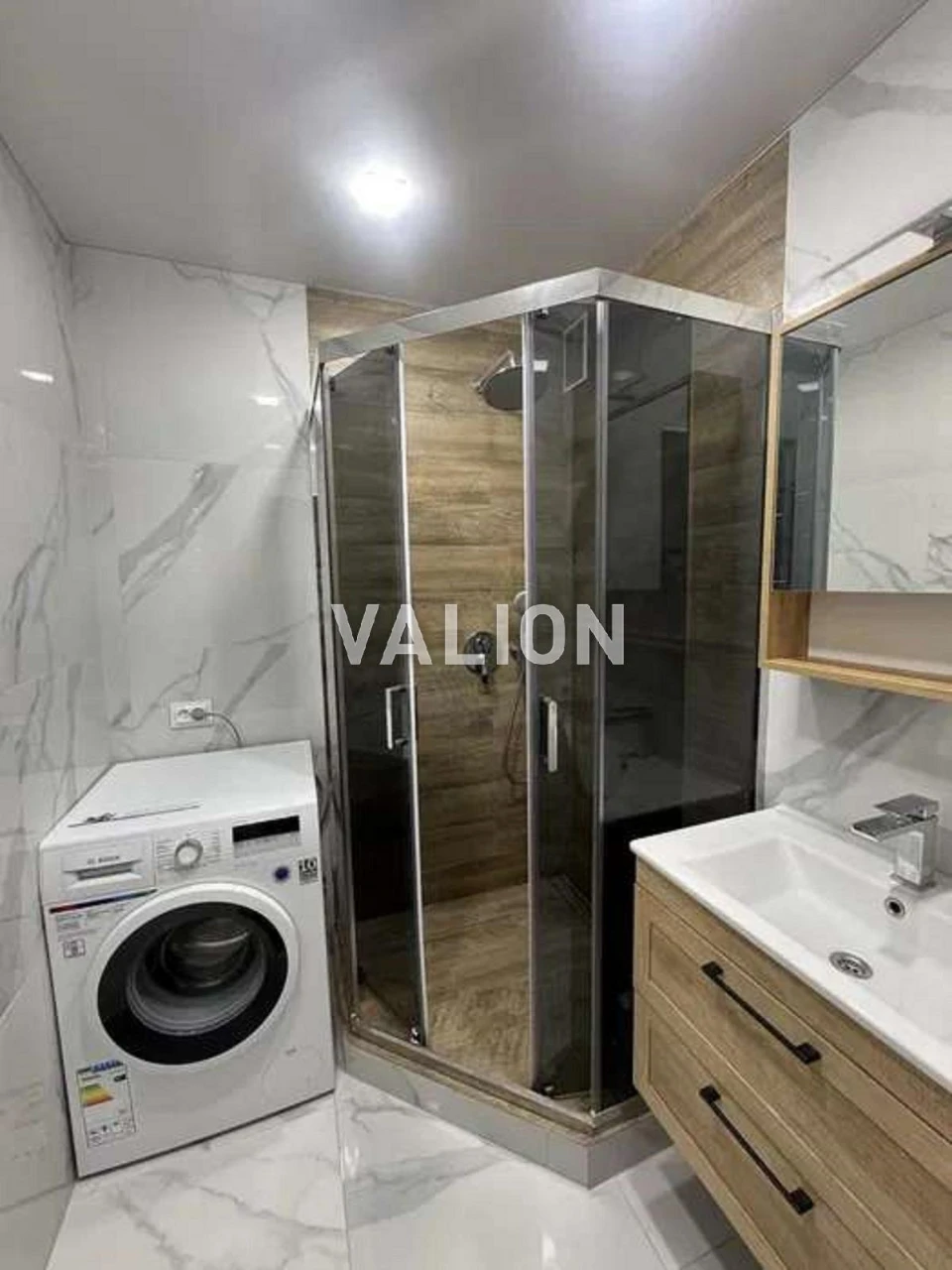 Продаж 3-к квартири вул. Оноре де Бальзака 55