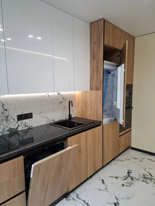 Терміновий продаж 1 кім з ремонтом КАСКАД!!