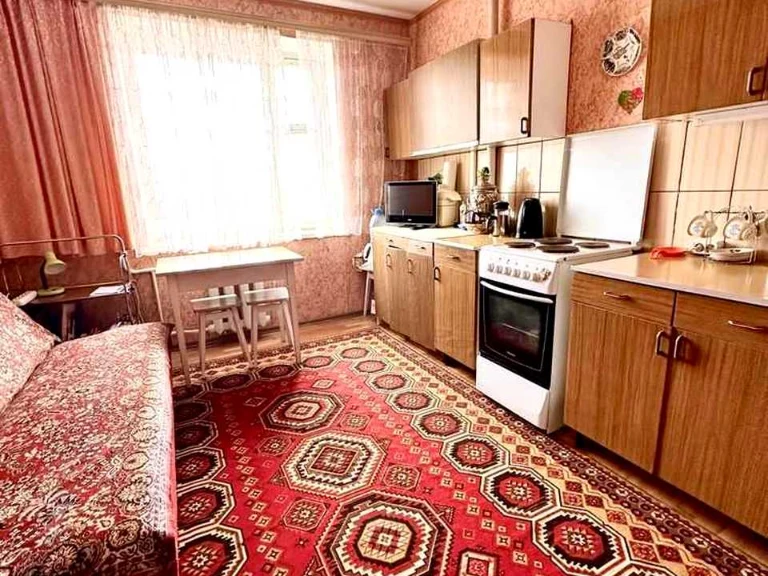 Квартира. Полтава, Решетилівська вул. ()