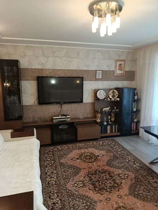 Продаю 3к/кв ул.Океановская 64м чешка 44000$
