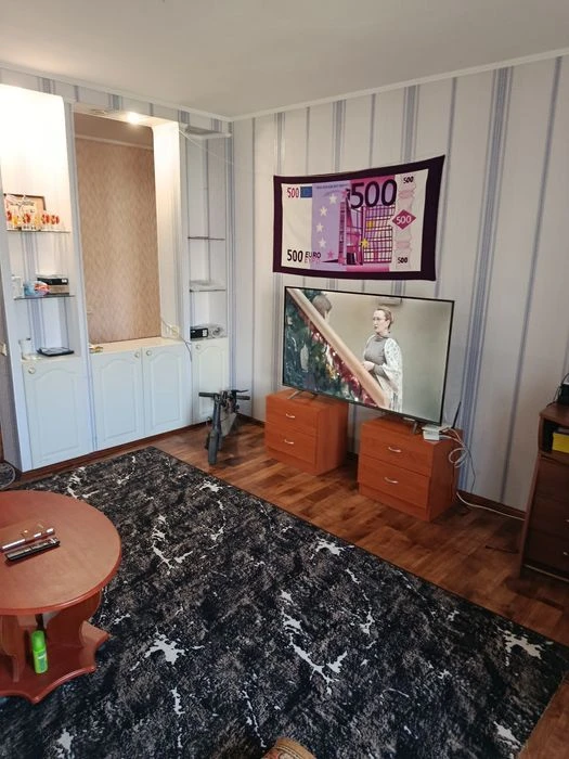 Продаю 3к/кв пр.Центральный /3 Слободская  7/9 Кирп 66/40/10