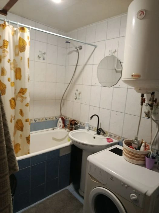 Продаю 3к/кв пр.Центральный /3 Слободская  7/9 Кирп 66/40/10