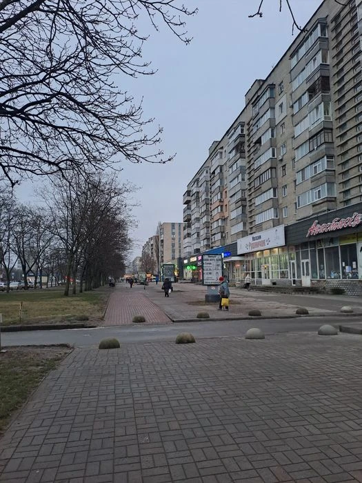 3 кімнатна квартира на початку Харківської біля Мануфактури