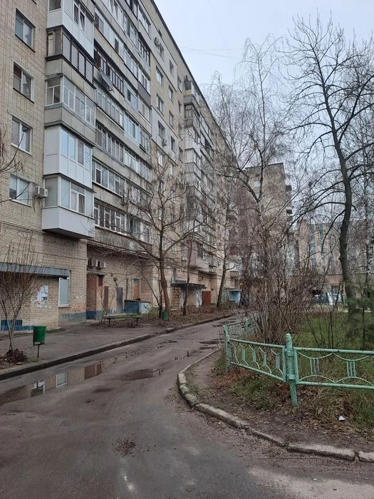 3 кімнатна квартира на початку Харківської біля Мануфактури