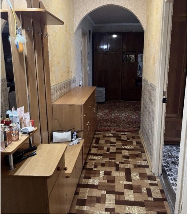 Продам 3 к квартиру. Вул. Калинова/ Зразкова. Косметичний ре