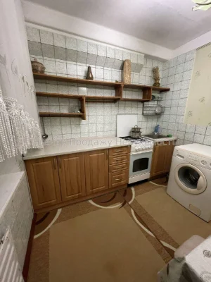 Продаж 1-кімн. квартири, 34 м², 5/9 пов, Київ – чудовий варі