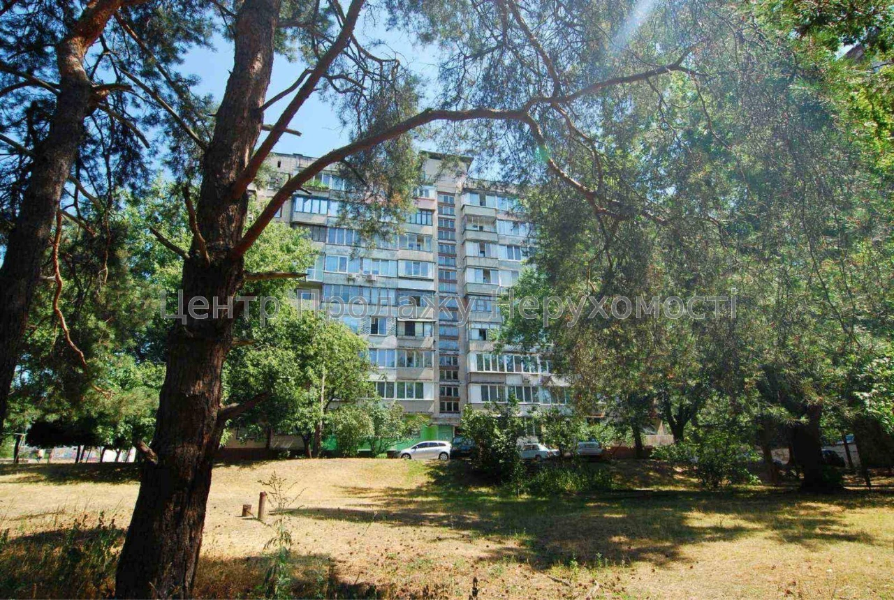 Продаж 1-кімн. квартири, 34 м², 5/9 пов, Київ – чудовий варі