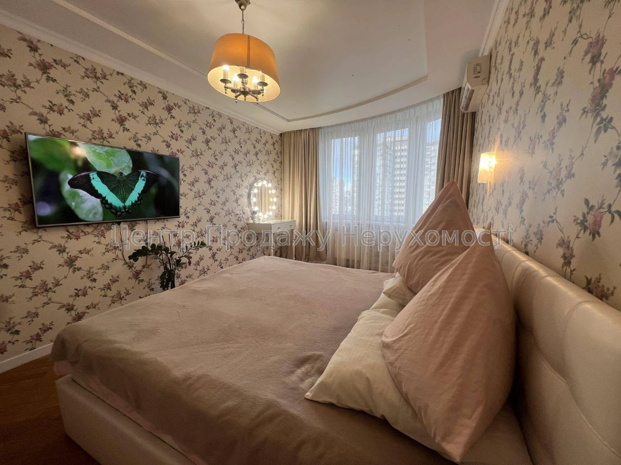 Продаж 2-кімн. квартири, 71 м², Київ, 16/22 пов. Відмінне ро