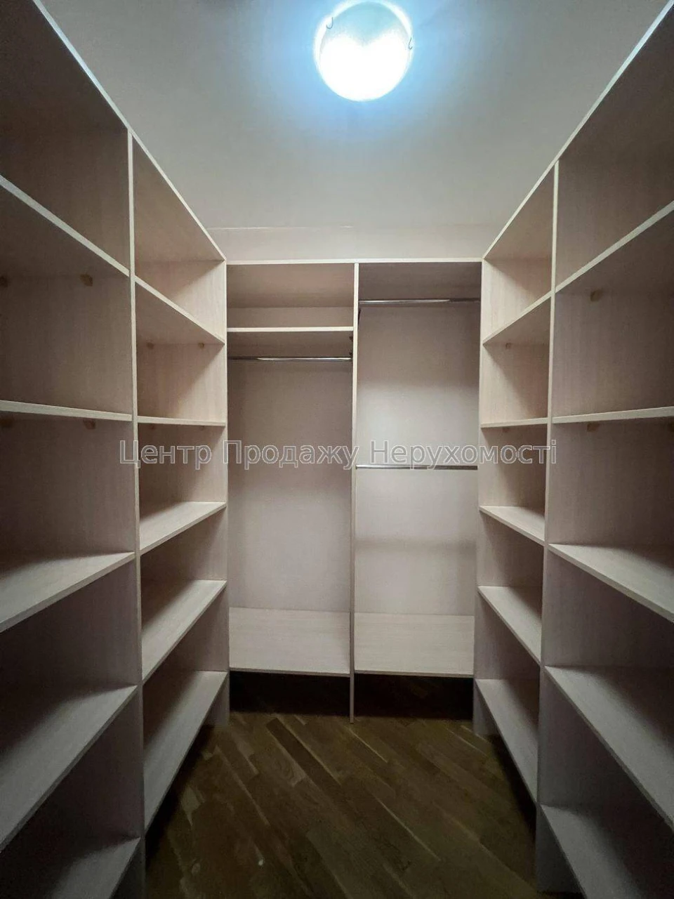 Продаж 2-кімн. квартири, 71 м², Київ, 16/22 пов. Відмінне ро