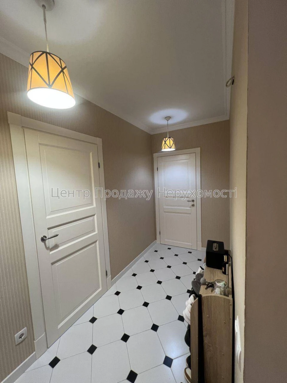 Продаж 2-кімн. квартири, 71 м², Київ, 16/22 пов. Відмінне ро