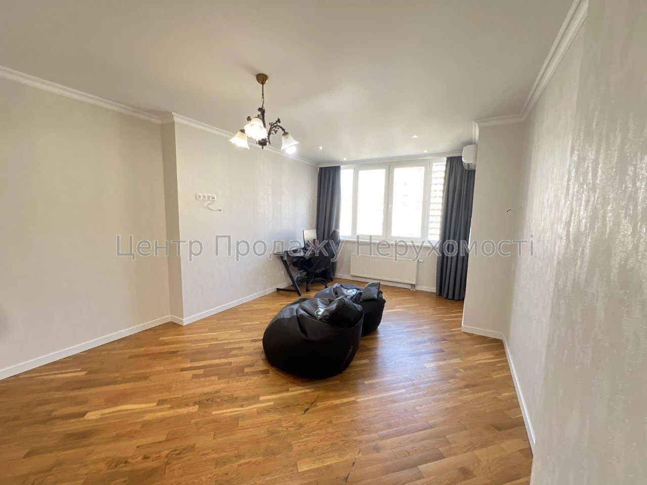 Продаж 2-кімн. квартири, 71 м², Київ, 16/22 пов. Відмінне ро