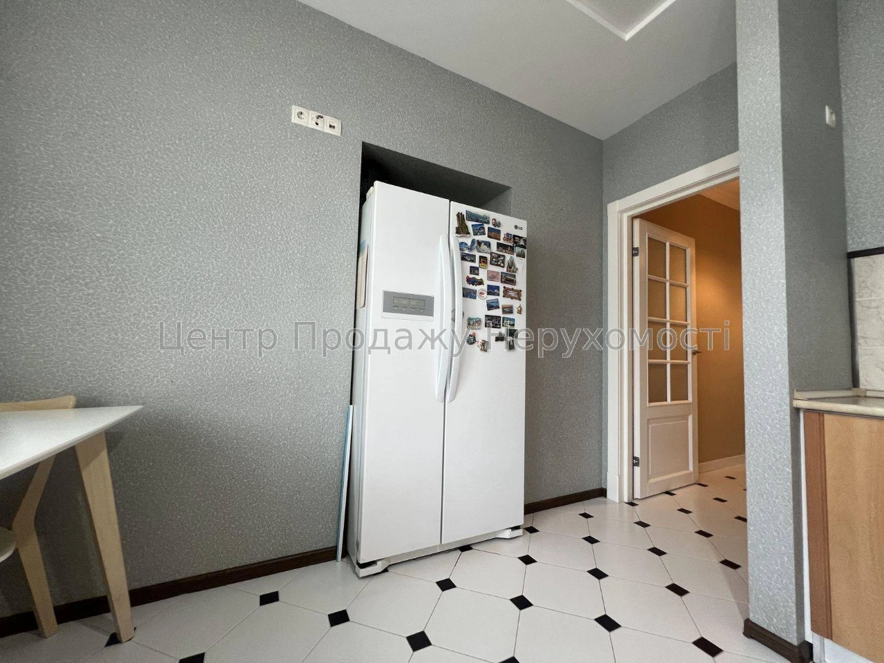 Продаж 2-кімн. квартири, 71 м², Київ, 16/22 пов. Відмінне ро