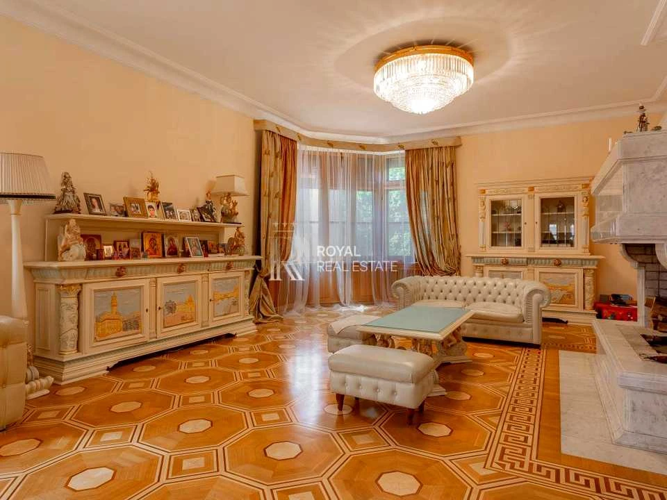 Будинок. Київ, Красицького вул.