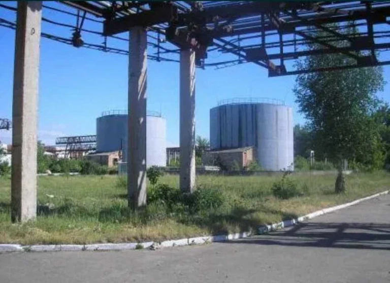 Власник продам нафтобаза землю 1.1 га промислова зона база с