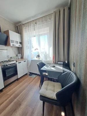 1 кімнатна квартира з ремонтом