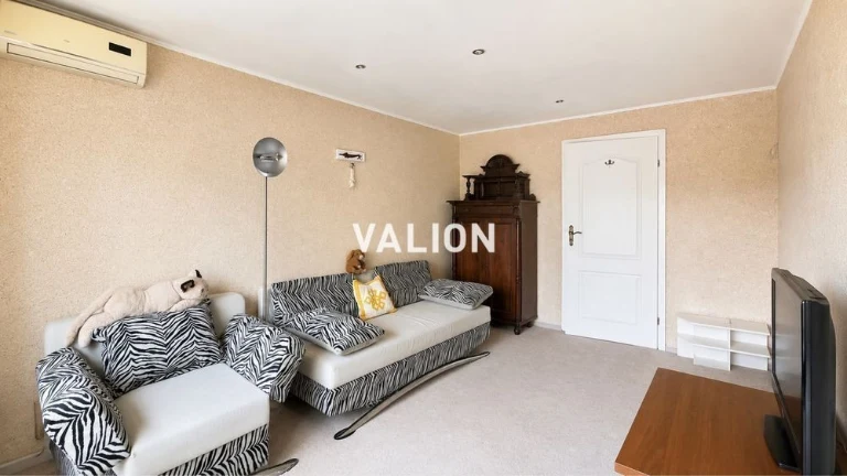3-room apartment for sale, Leonid Kadenyuk St., 13A