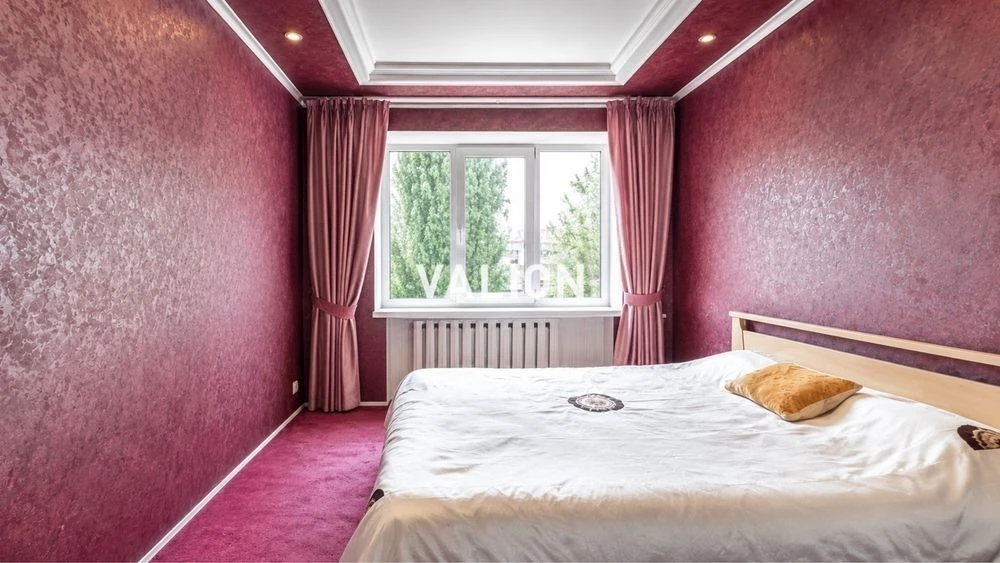 3-room apartment for sale, Leonid Kadenyuk St., 13A