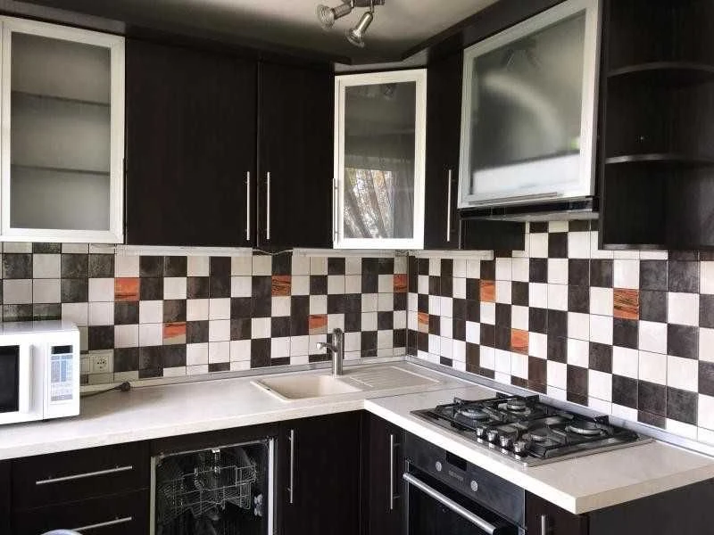 Продам  квартиру 59 кв. метров  с капитальным ремонтом на Но