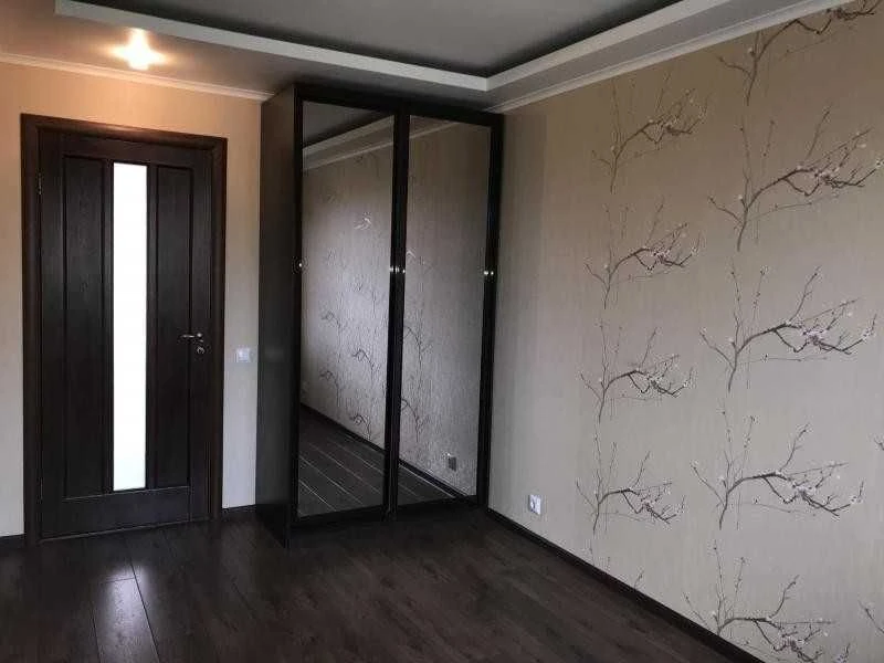 Продам  квартиру 59 кв. метров  с капитальным ремонтом на Но