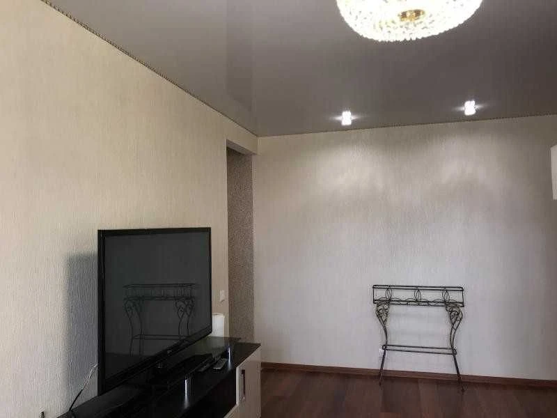 Продам  квартиру 59 кв. метров  с капитальным ремонтом на Но