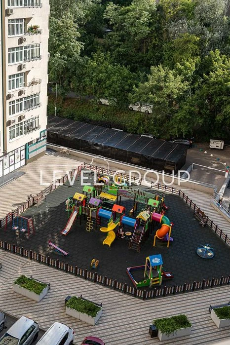 Ексклюзивна 3-кімнатна квартира 124 м² у ЖК Династія, вул. М