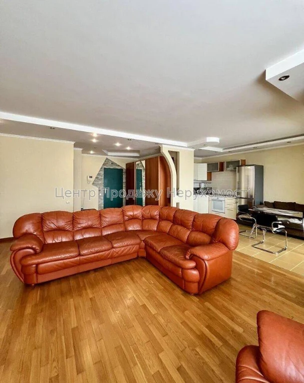 Продаж 2-кімн. квартири, 16/17 поверх, 77 м², Київ – чудове