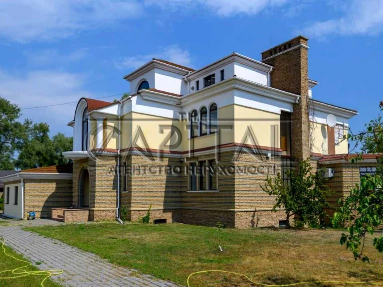 Будинок. Київ, Риболовецька вул.
