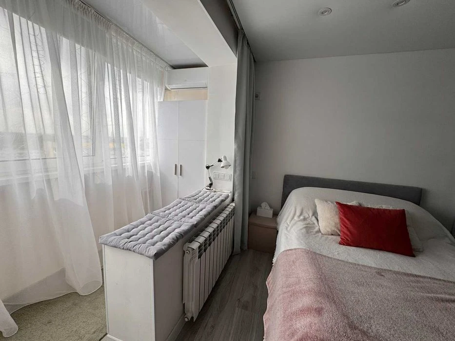 For sale 1-room apartment in the Topol district
