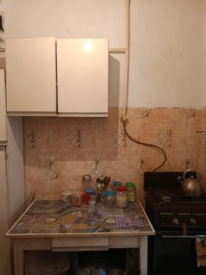Продаю 1к/кв ул.Б.Морская 2/2,30/22,15000$ торг