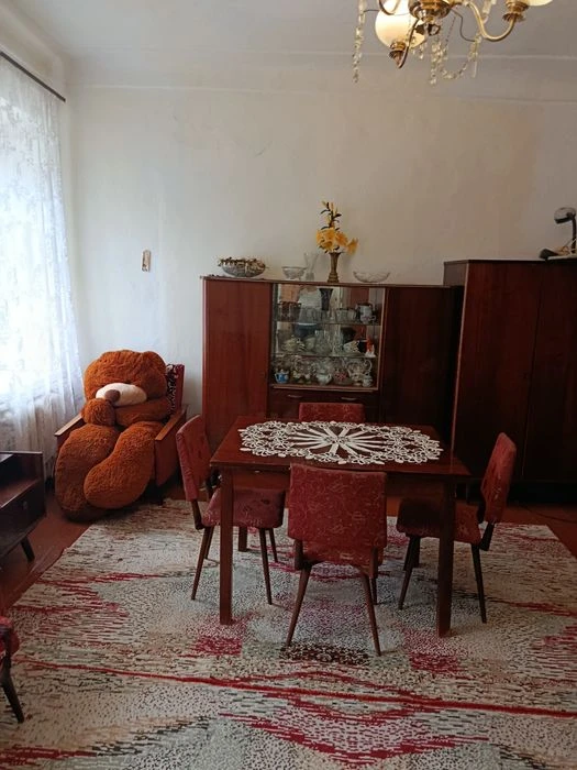 Продаю 1к/кв ул.Б.Морская 2/2,30/22,15000$ торг